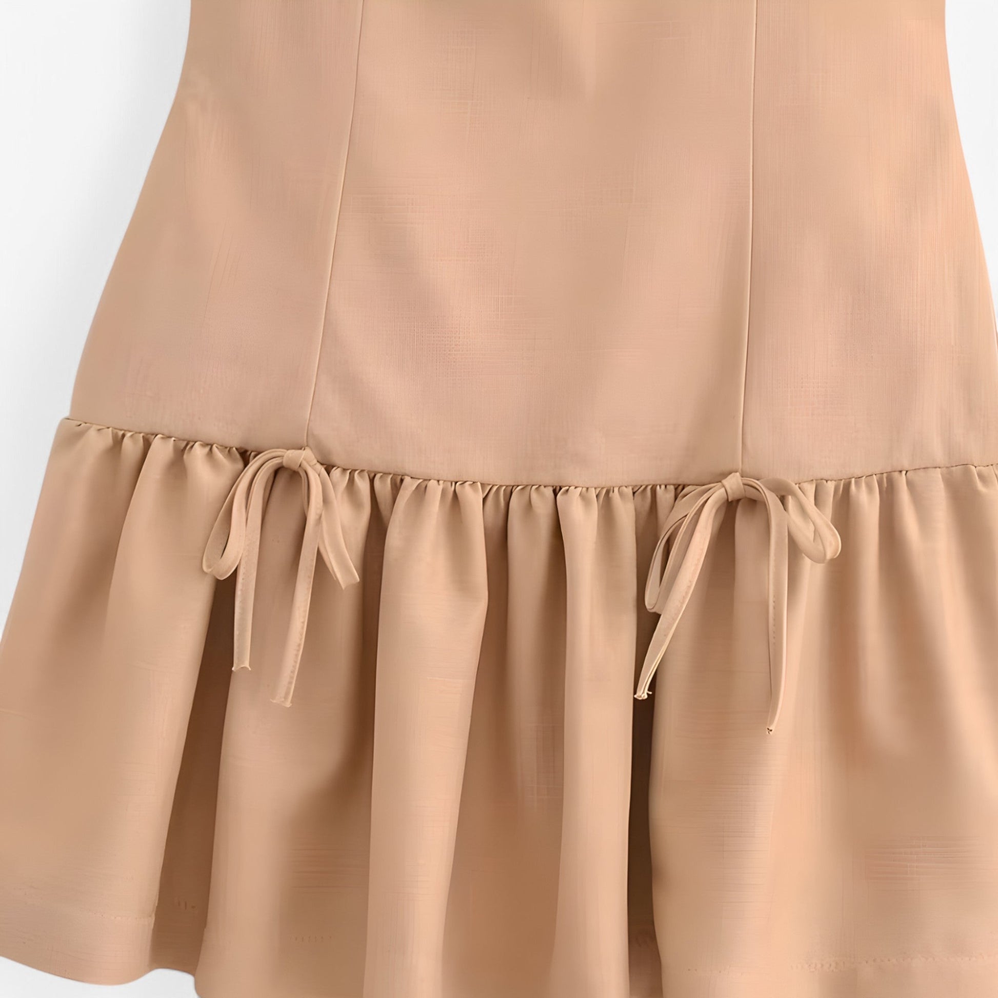 Sukienka Mini dla Kobiet z Falbanami i Kokardą - Elegancka na Specjalne Okazje 6